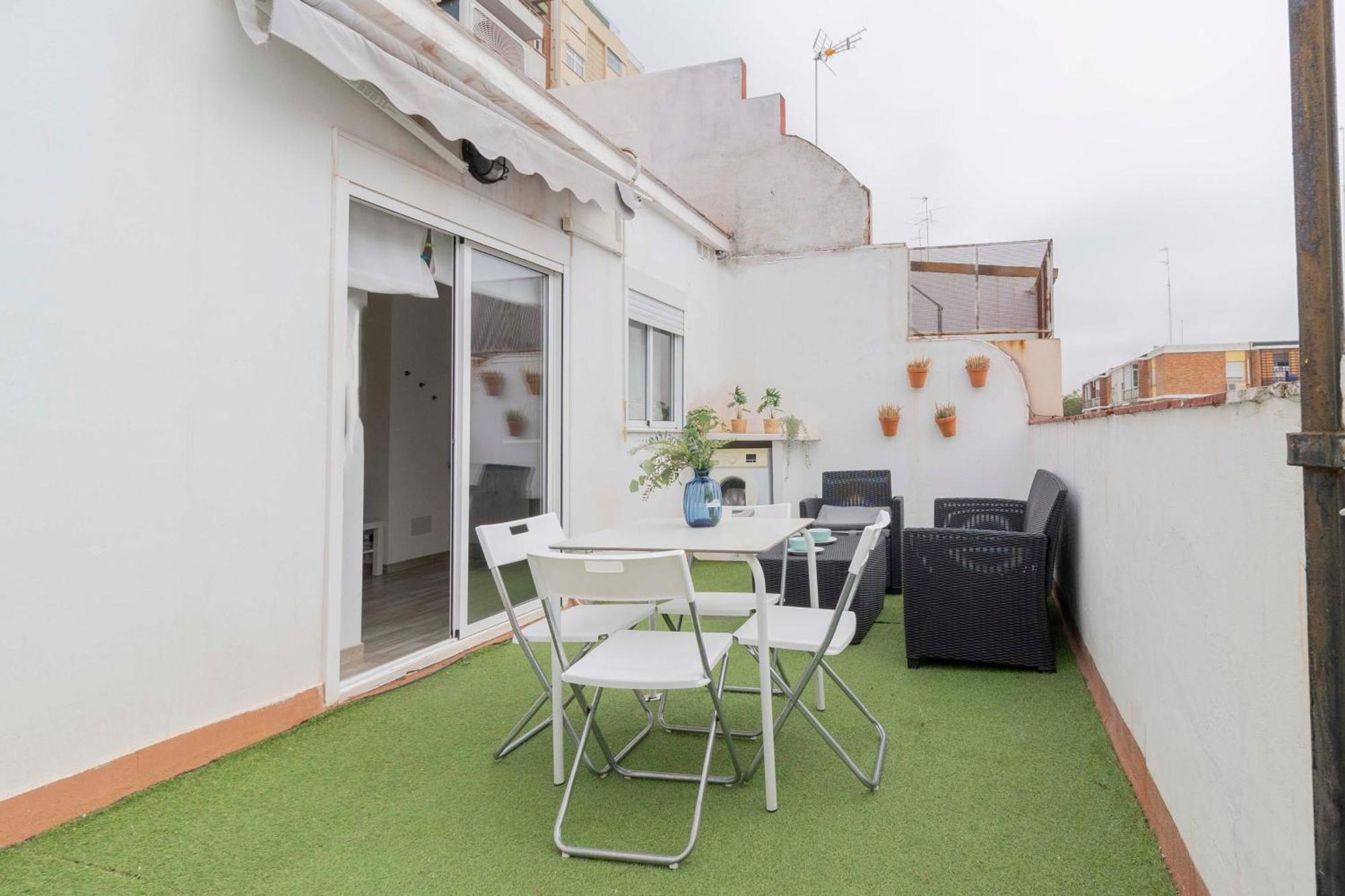 Apartamentos Los Remedios Sevilla Buitenkant foto