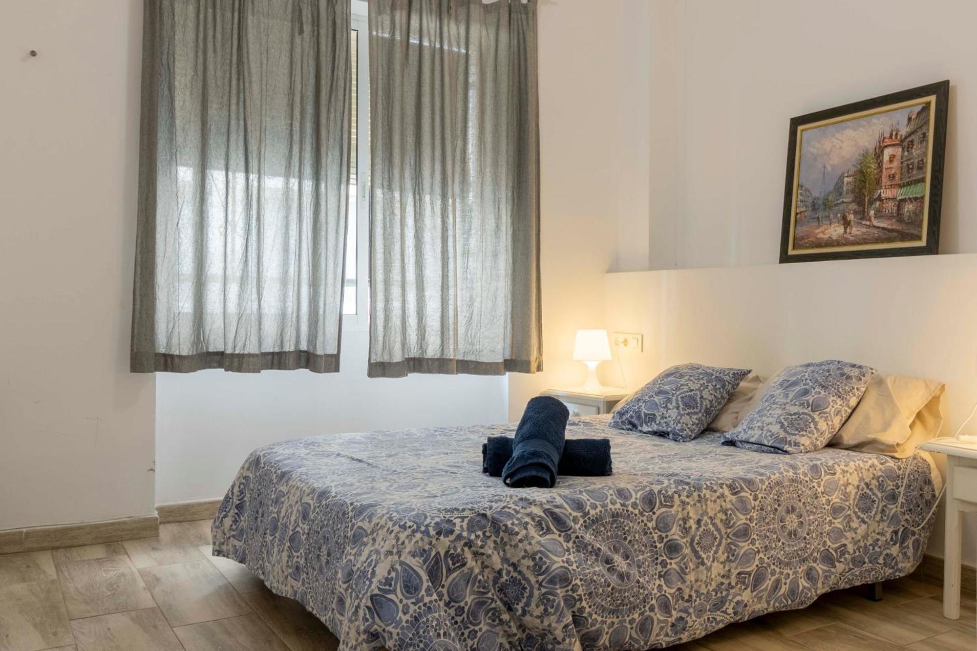 Apartamentos Los Remedios Sevilla Buitenkant foto